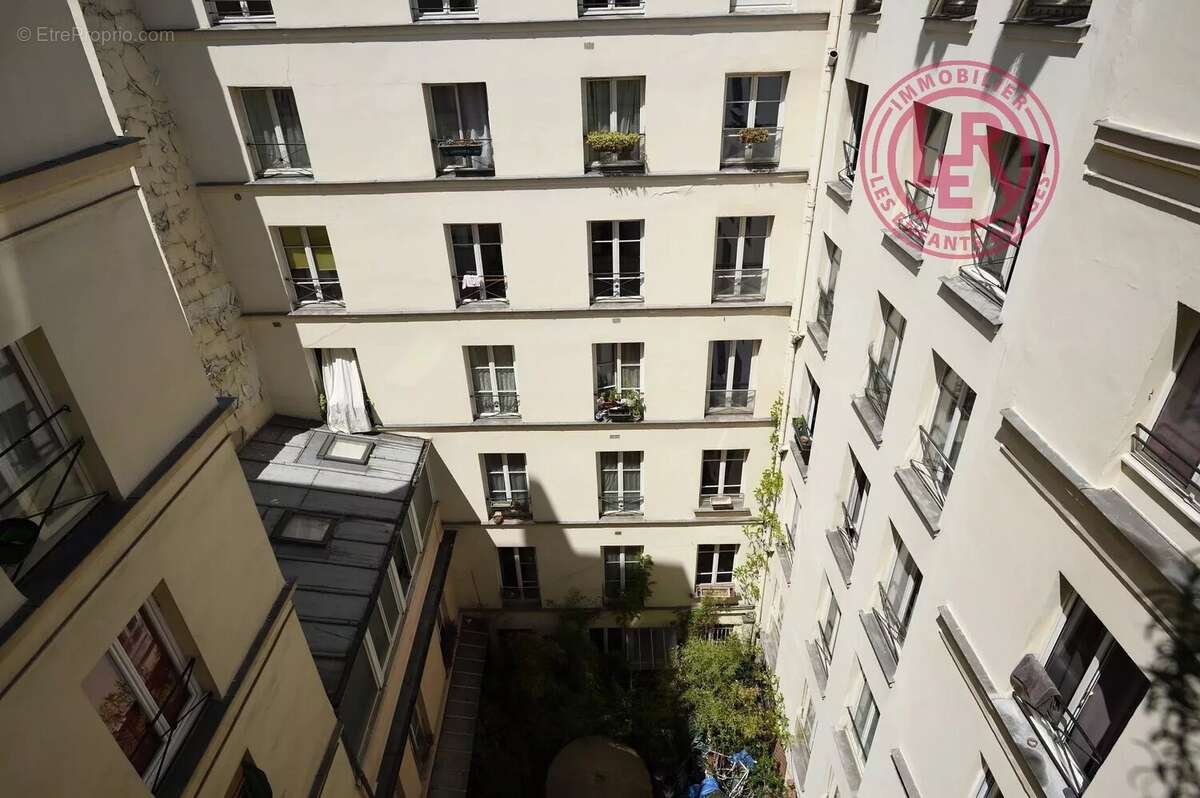 Appartement à PARIS-11E
