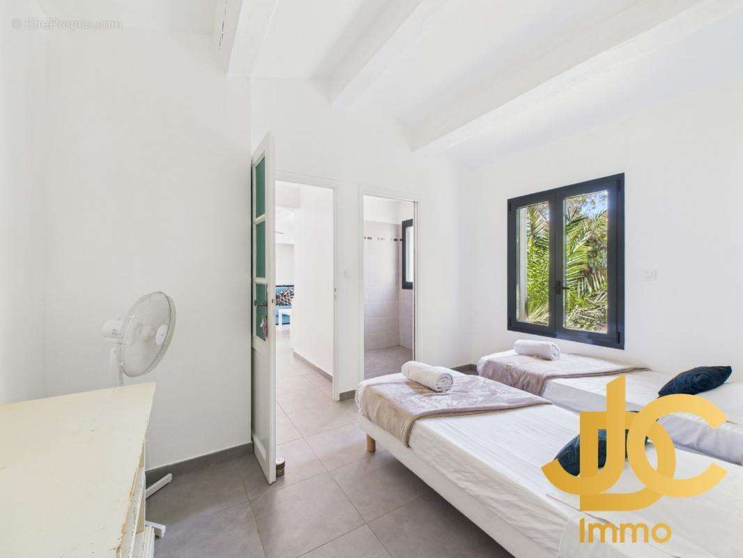 Maison à SAINT-RAPHAEL