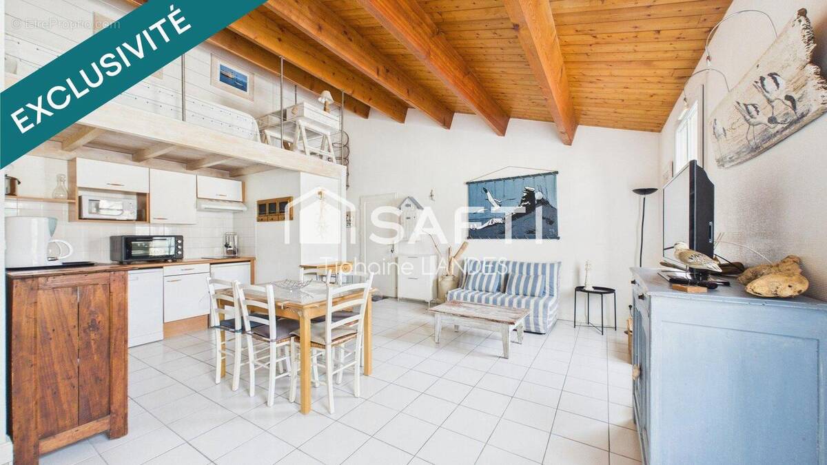 Photo 1 - Appartement à SAINT-MARTIN-DE-RE