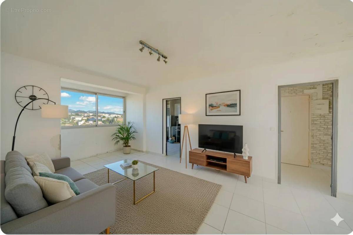 Appartement à MARSEILLE-13E