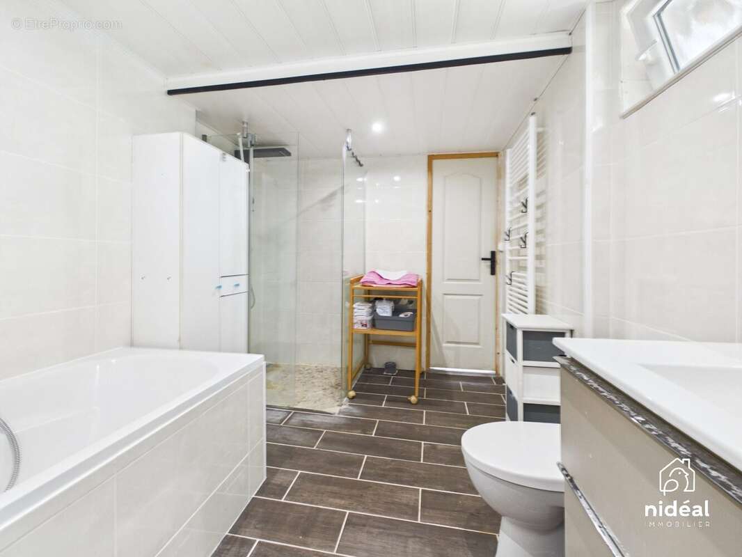 Maison 128 m² à Bachant  - photo 7