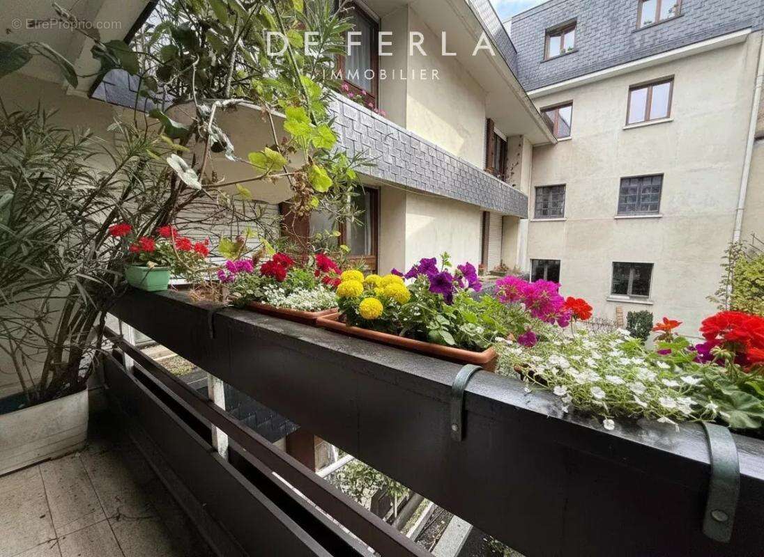 Appartement à PARIS-5E