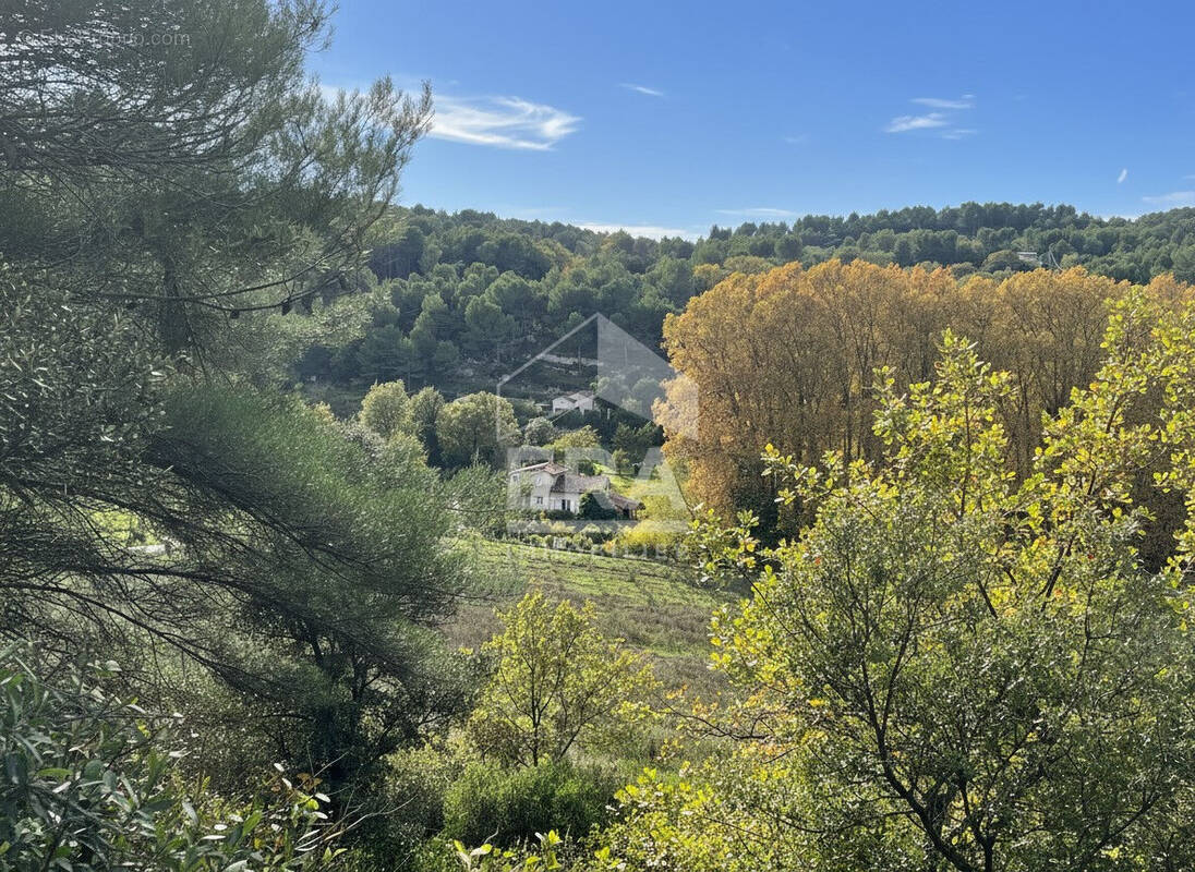 Maison à PERNES-LES-FONTAINES