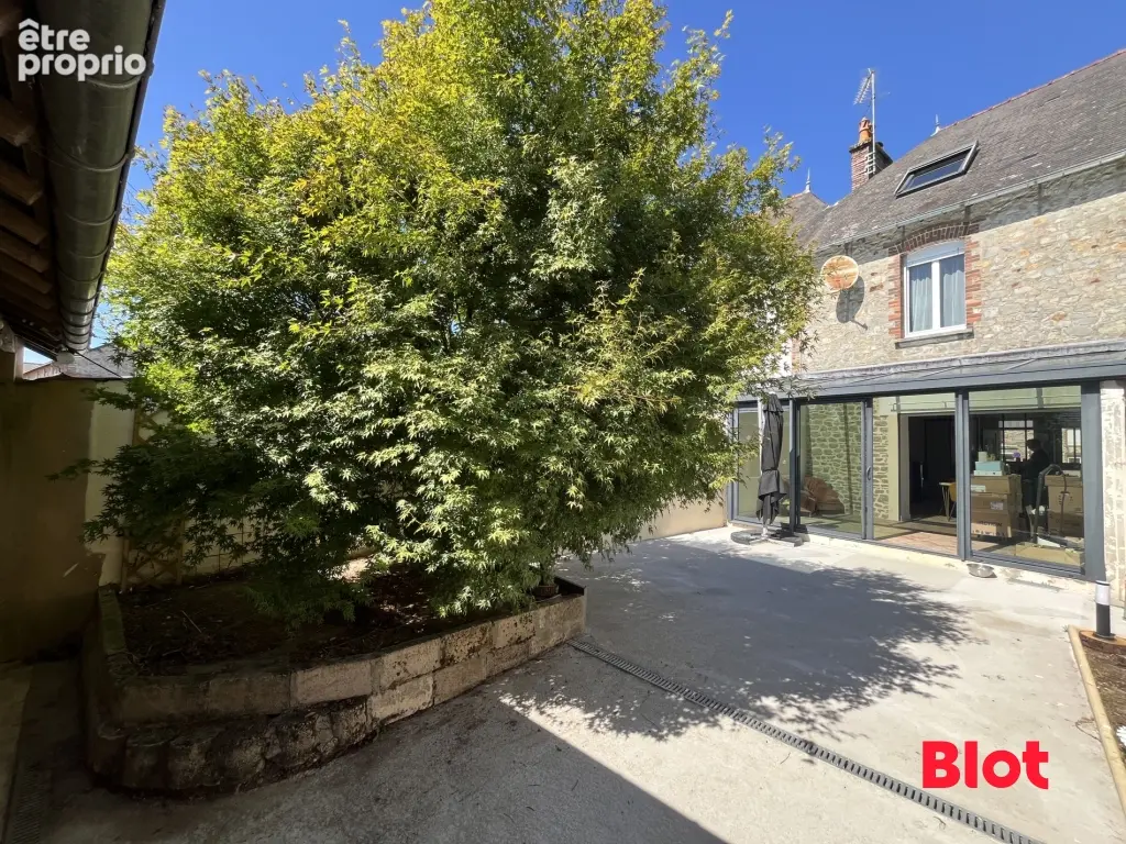 Maison 85 m² à Bain-De-Bretagne  - photo 4