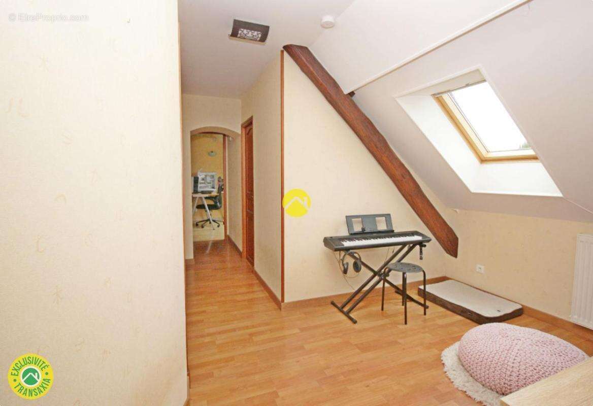 Maison à COMMENTRY