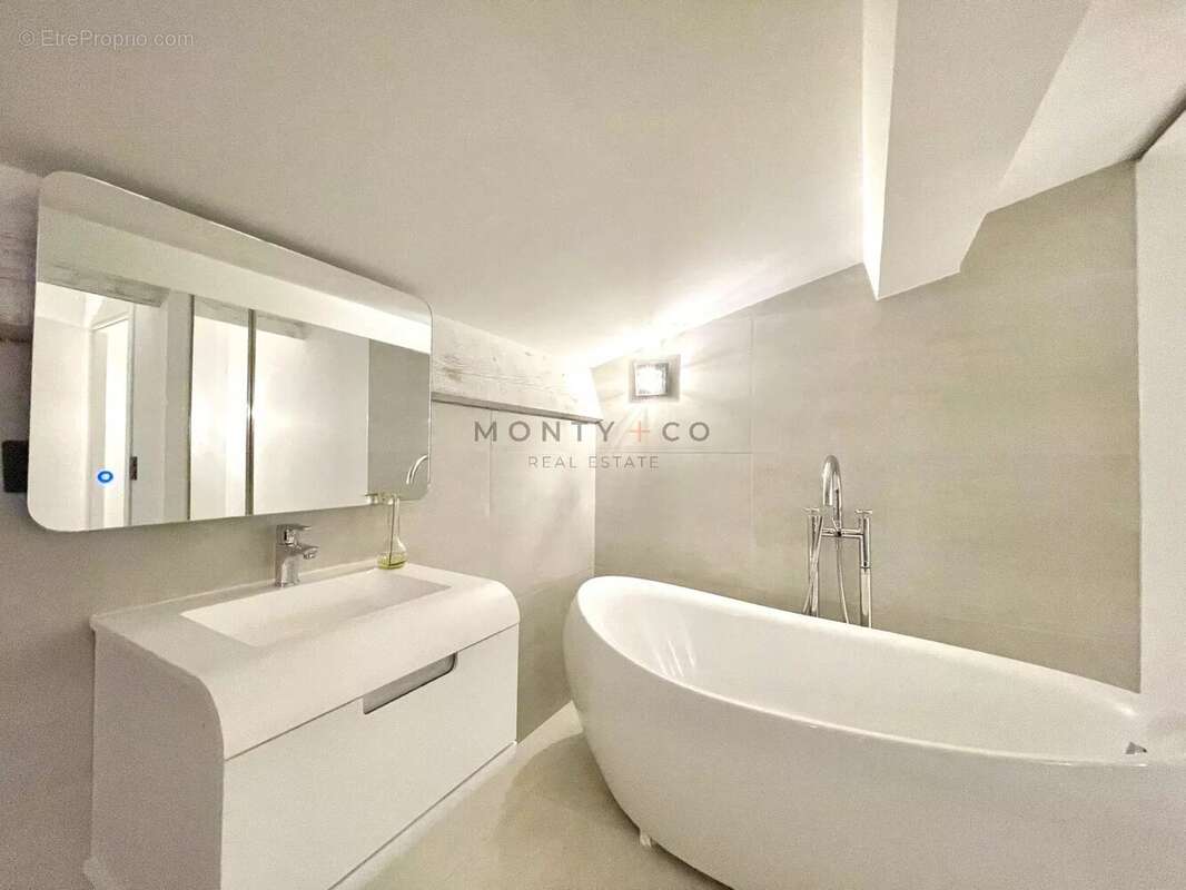 Appartement à SAINT-TROPEZ