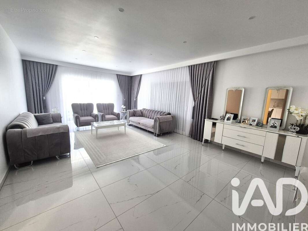 Photo 3 - Maison à ETAULIERS