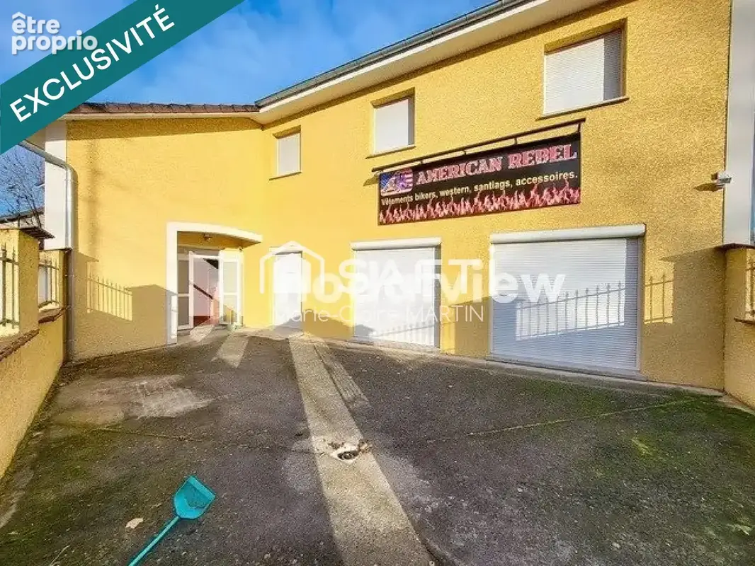 Photo 1 - Commerce à MORESTEL