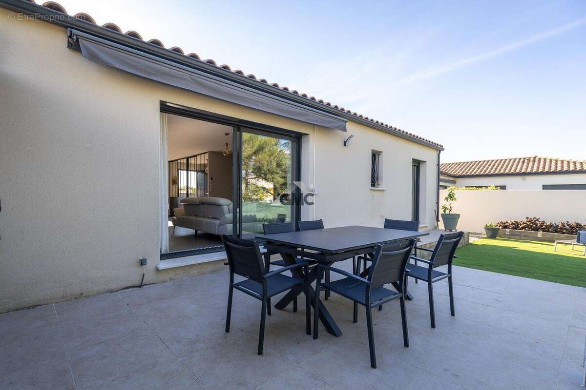 Photo 2 - Maison à PAULHAN