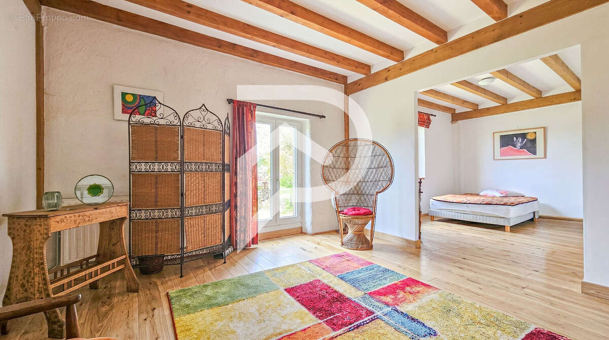 Maison à PAYRIN-AUGMONTEL
