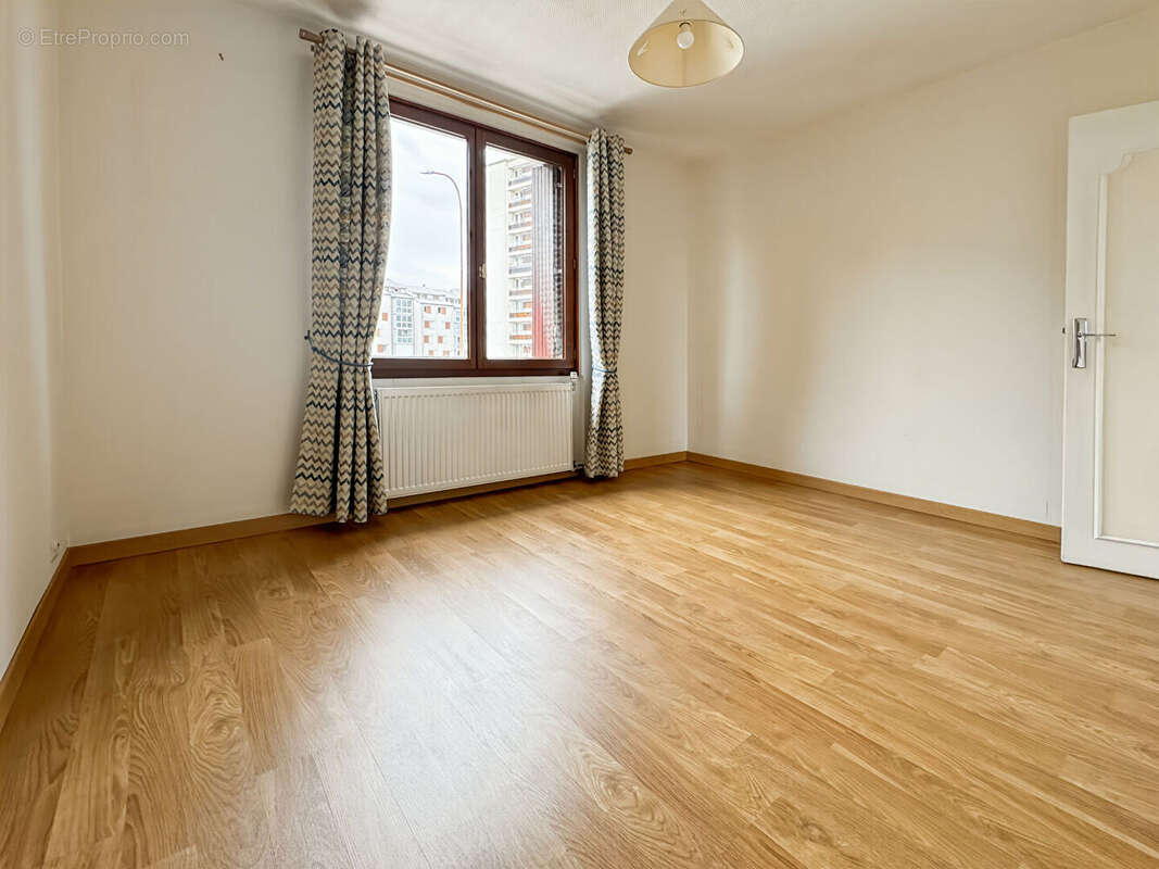Appartement à MONTREUIL