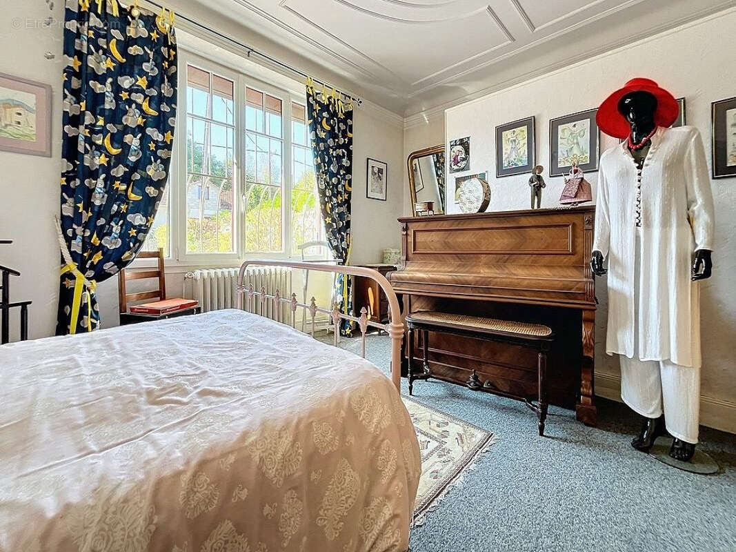 Maison à LAMARCHE-SUR-SAONE