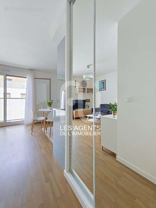 Appartement à ASNIERES-SUR-SEINE