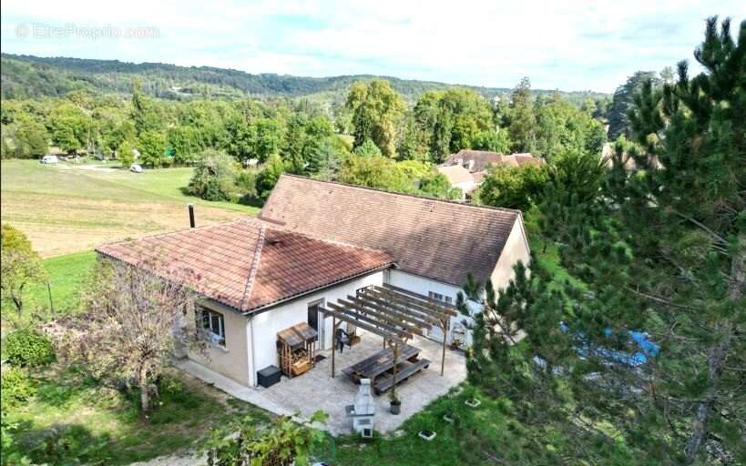 Maison à LE BUGUE