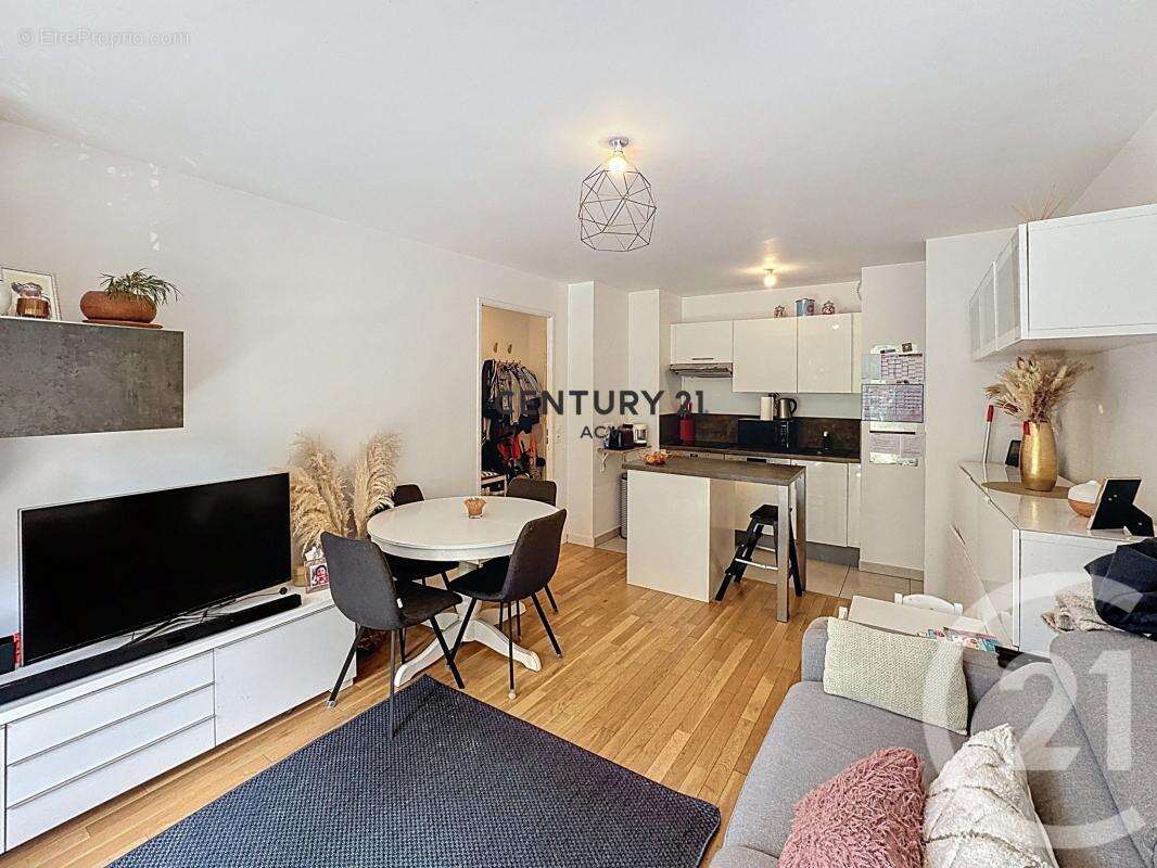 Appartement à MAISONS-ALFORT