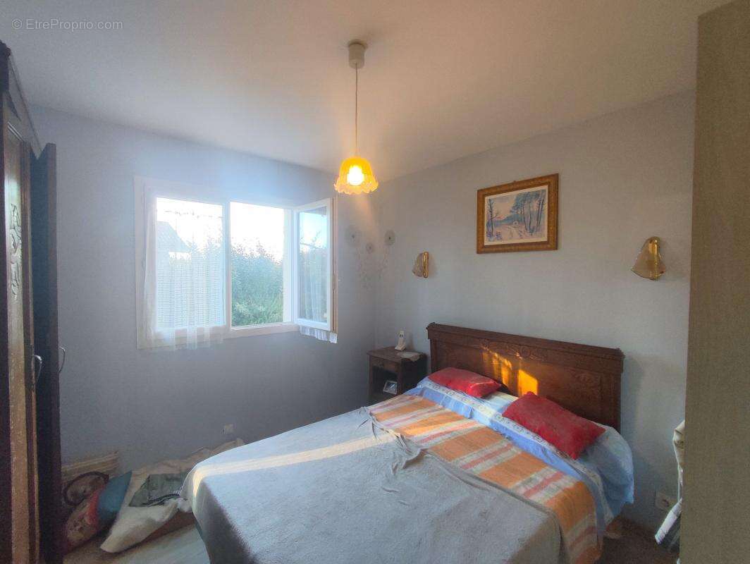 Maison à SAINT-PIERRE-DU-MONT