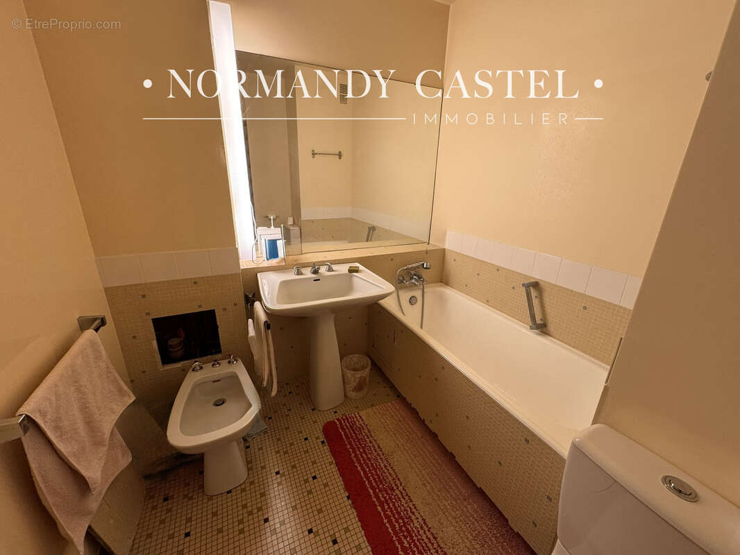 Appartement à TROUVILLE-SUR-MER