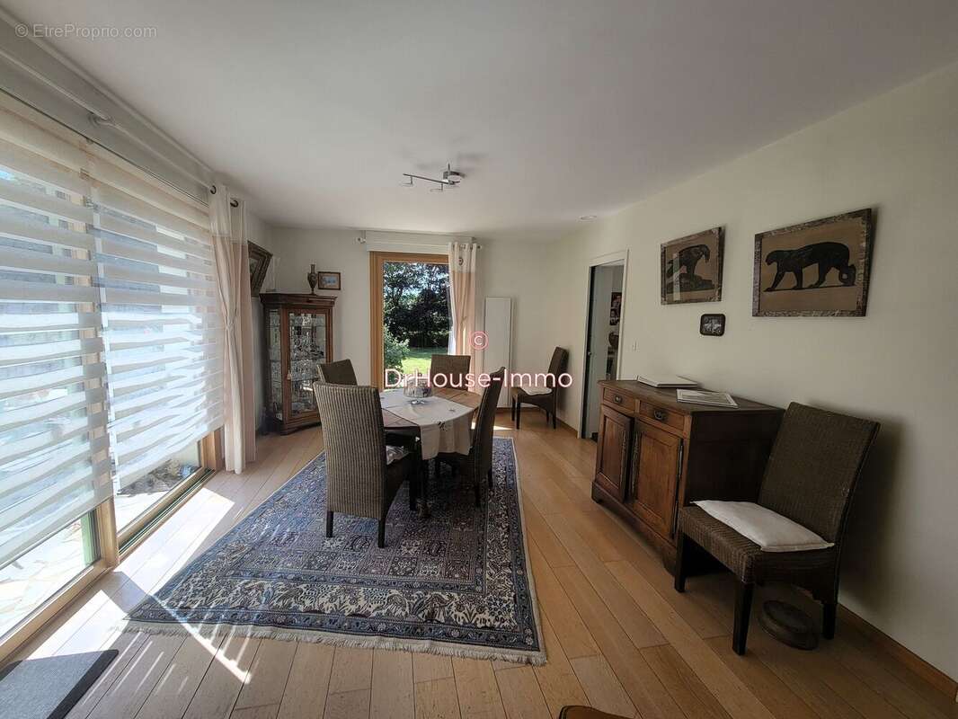 Maison à ROZ-SUR-COUESNON