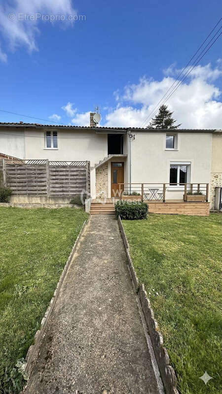 Maison 60 m² à Dompierre-Sur-Yon  - photo 2