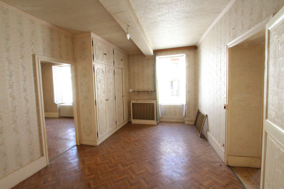 Maison à LA CHARITE-SUR-LOIRE