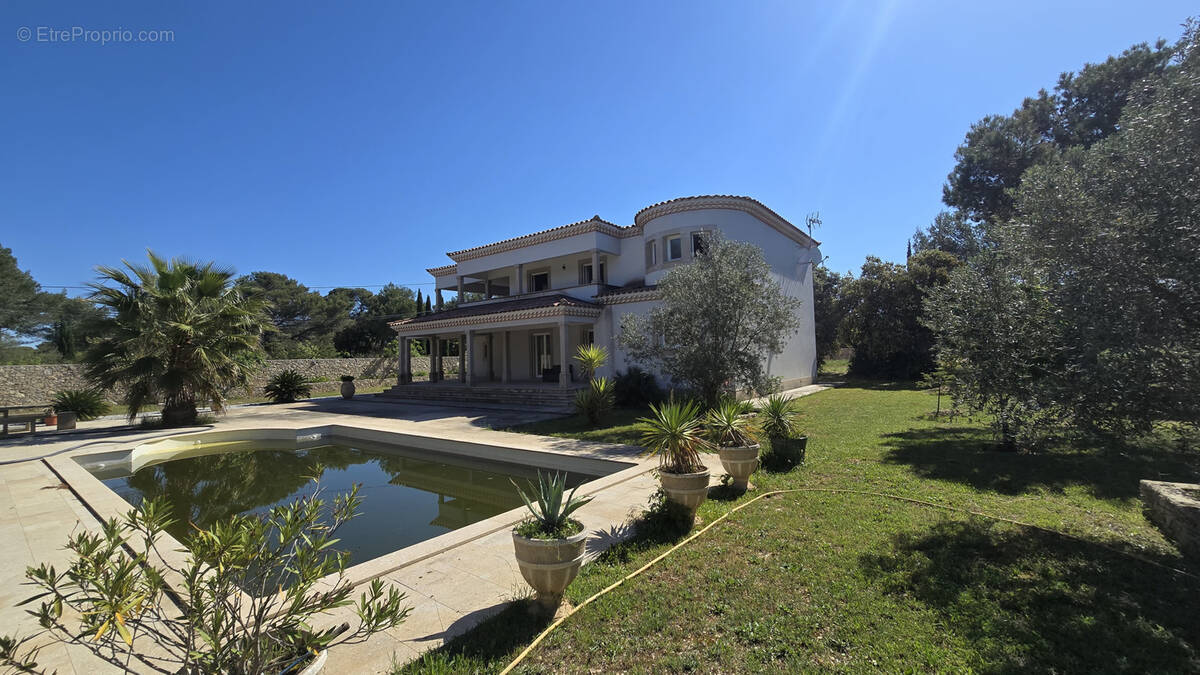 Maison à NIMES