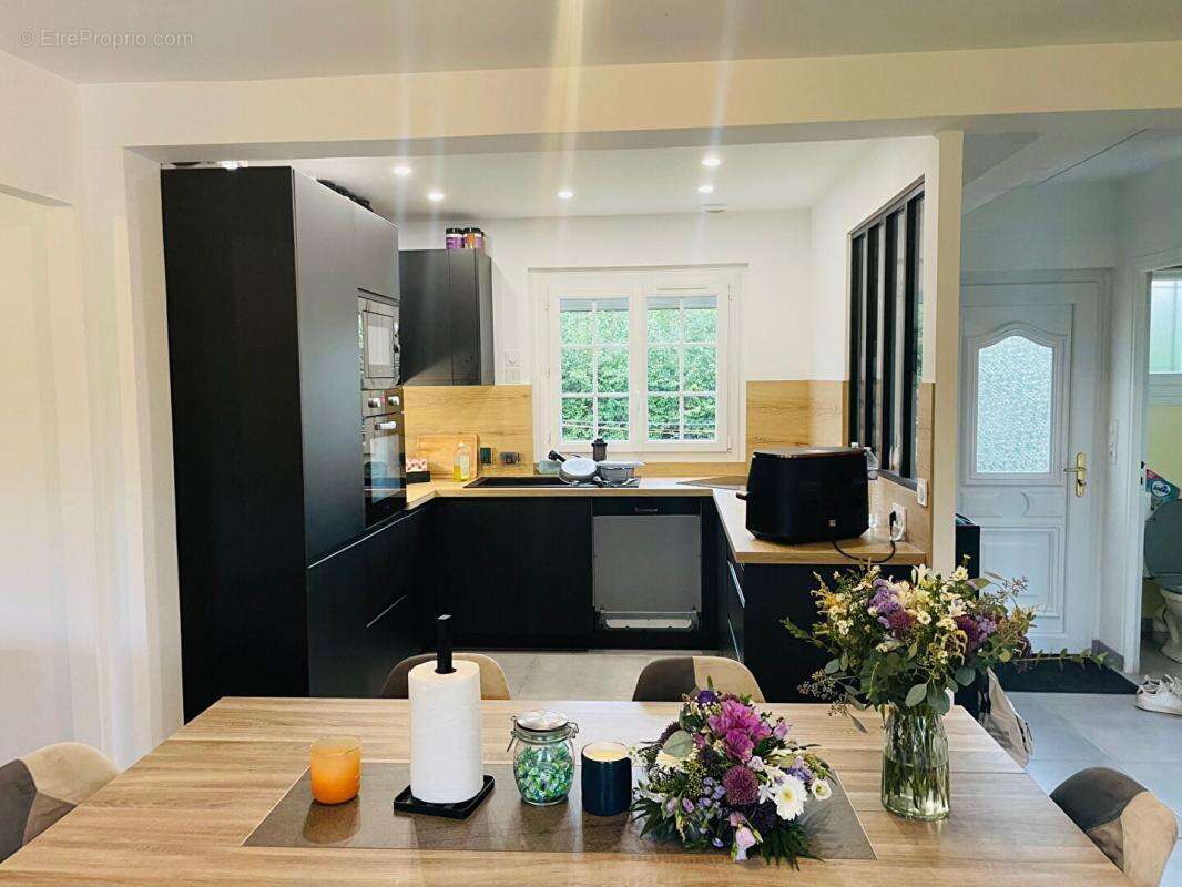 Maison à CHATEAUNEUF-EN-THYMERAIS