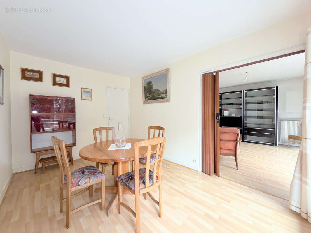 Appartement à RUEIL-MALMAISON