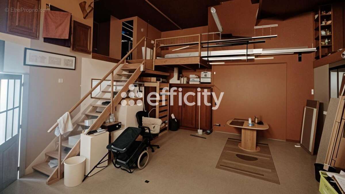 Appartement à SAINT-SAUVEUR-D'AUNIS