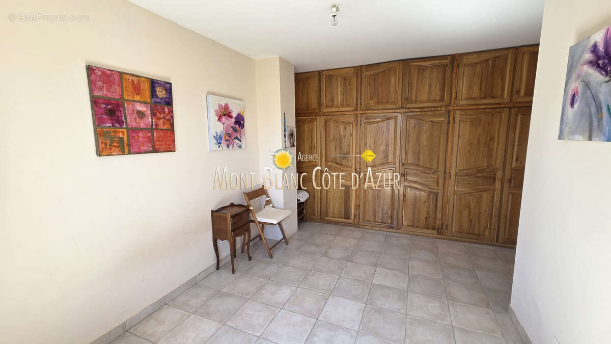 Villa 3 chambres 100 m2 terrain 824 m2 proche centre et plage - photo 21