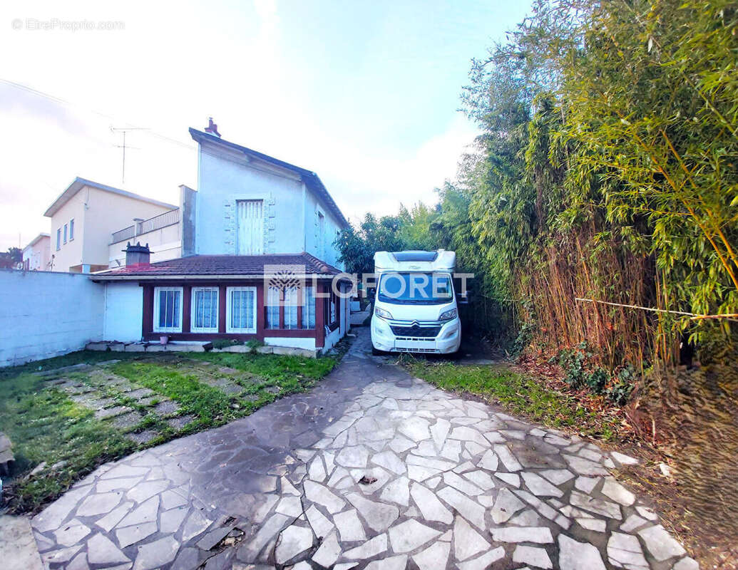 Maison à VILLEMOMBLE