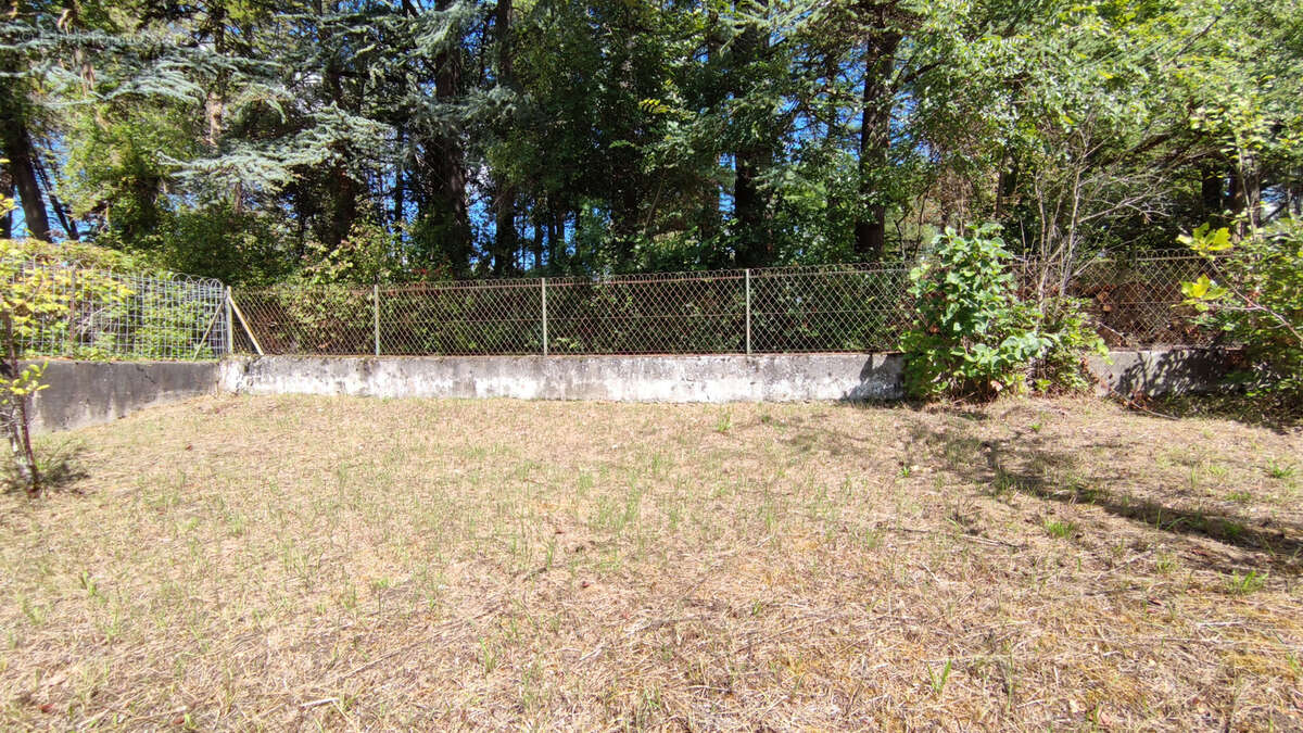 Maison à BAGAT-EN-QUERCY