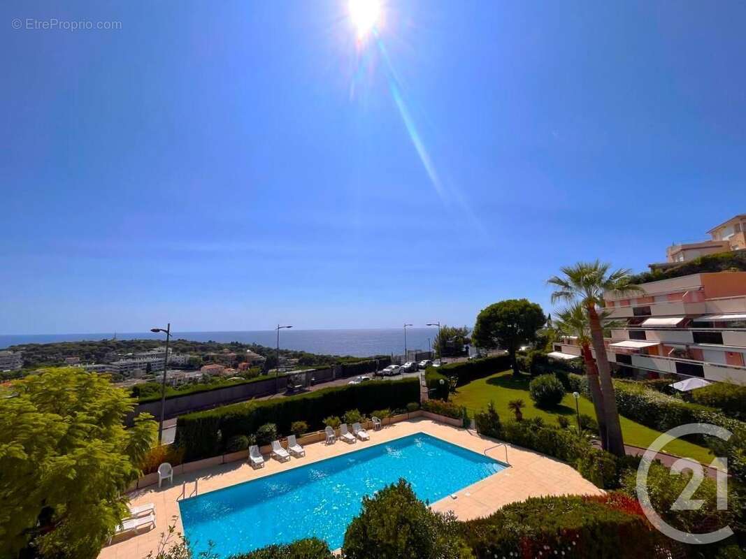 Appartement à ROQUEBRUNE-CAP-MARTIN