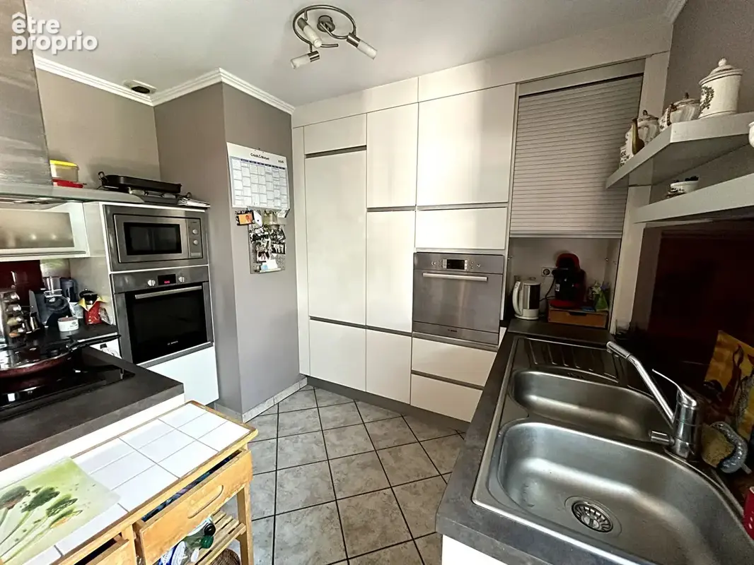 A VENDRE Maison T4 de plain-pied avec véranda, garage. Terrain de 502 m² - photo 4