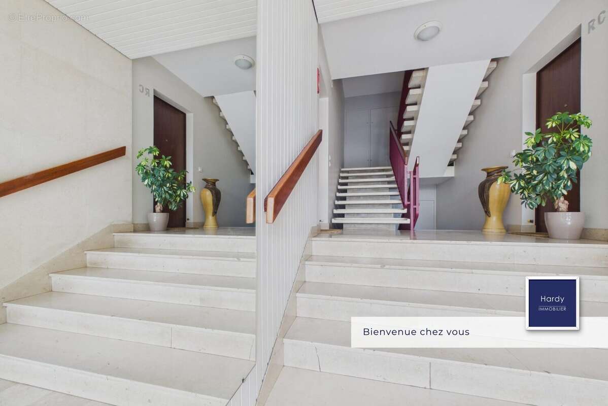 Appartement 64 m² à Pontoise  - photo 9
