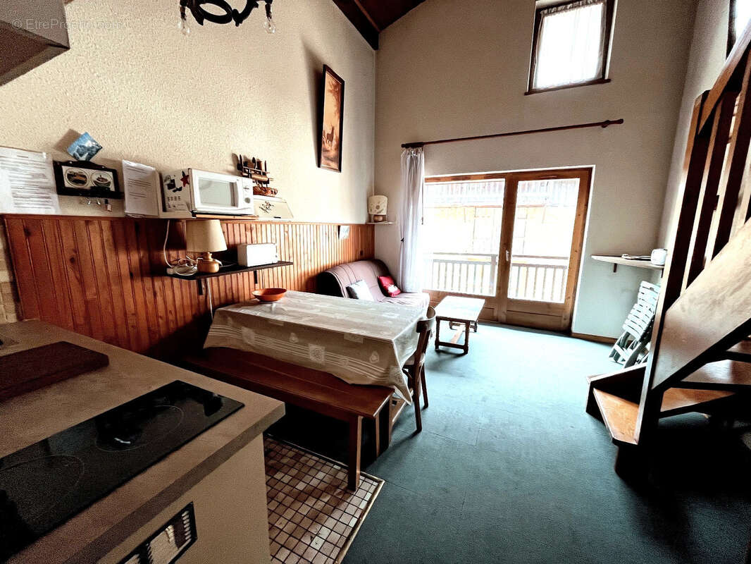 F2 Cabine Duplex - 34 m2 - Combloux centre - photo 13