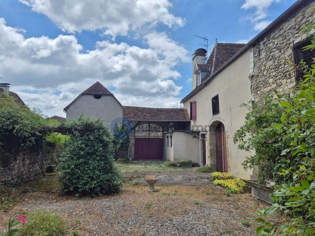 Maison à NAVARRENX