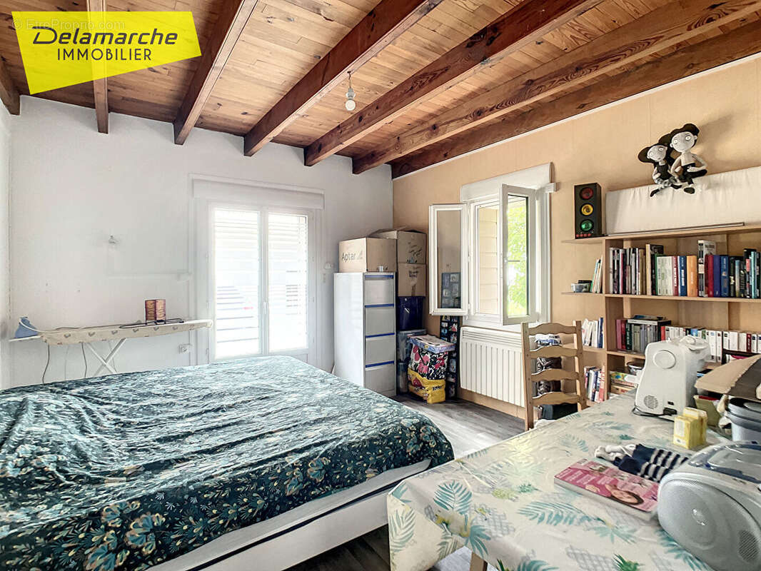 Maison à QUETTREVILLE-SUR-SIENNE