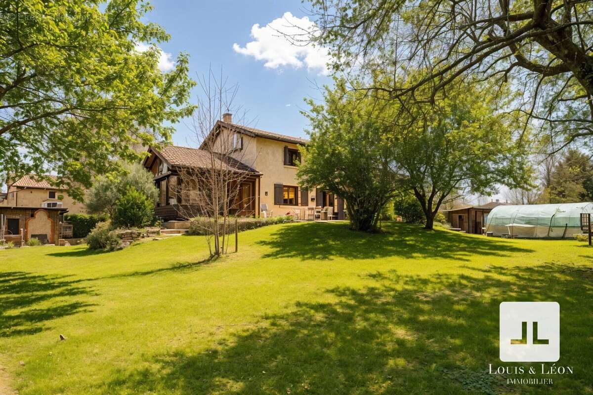 Maison à SAINT-MARTIN-DU-MONT