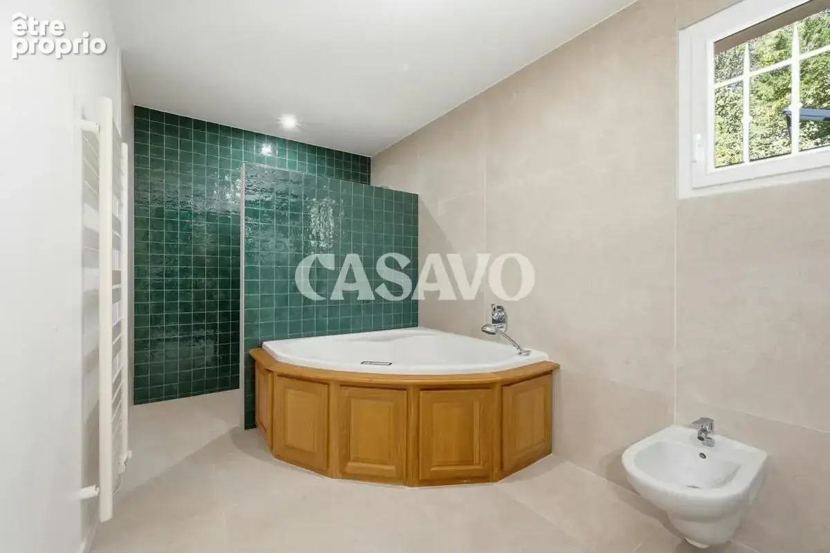 Vente Maison 5 pièces de 240m² - 13410 Lambesc - photo 24