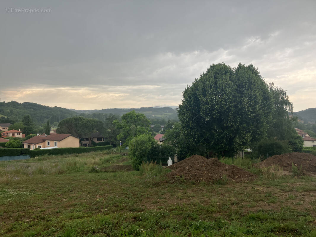 Terrain à CHATILLON