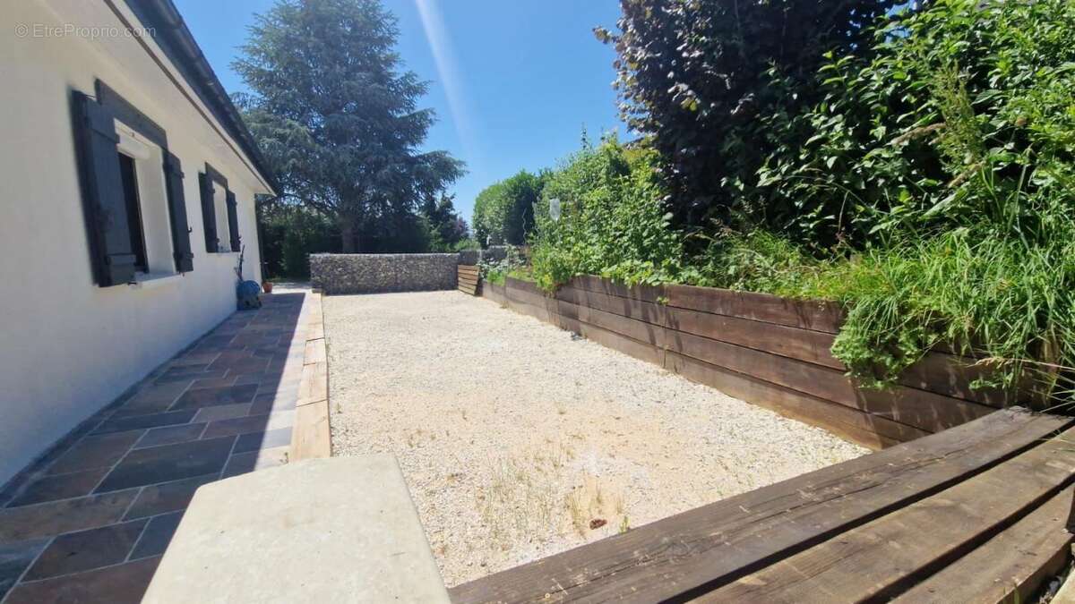 Maison à RUMILLY