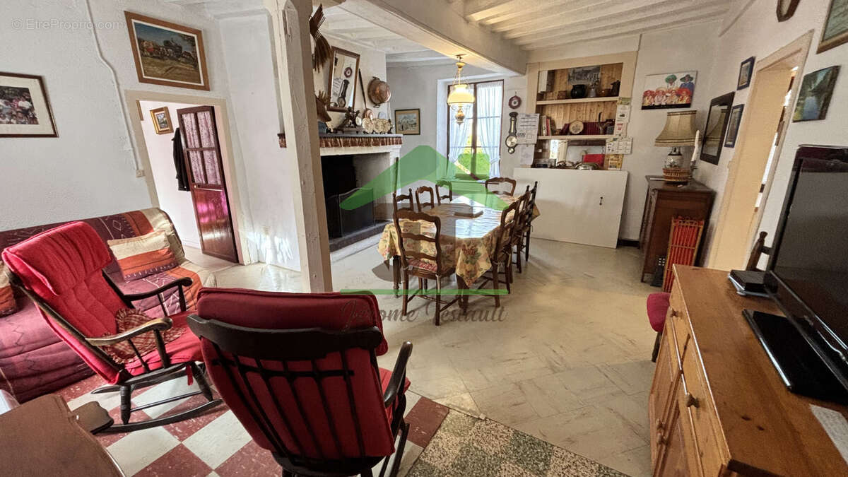 Maison à CLOYES-SUR-LE-LOIR