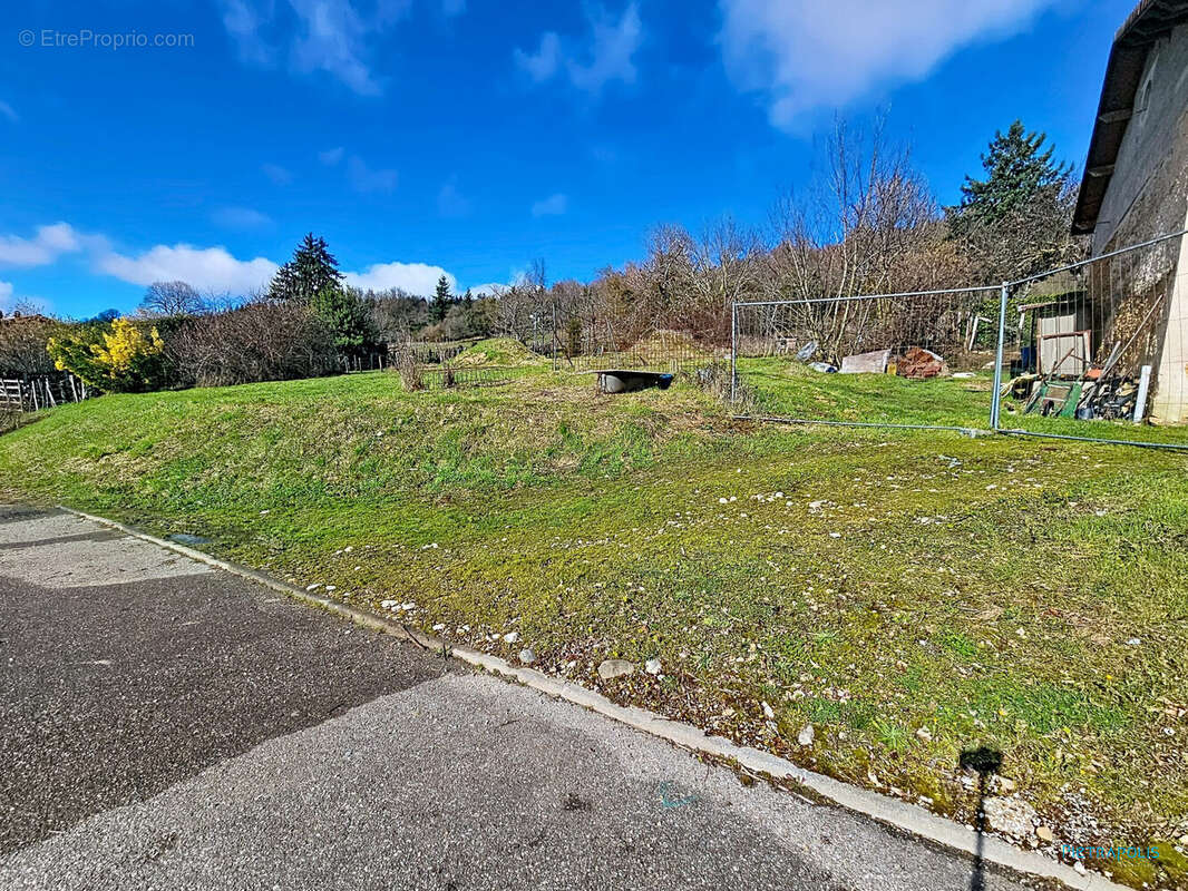 Terrain à LA COTE-SAINT-ANDRE