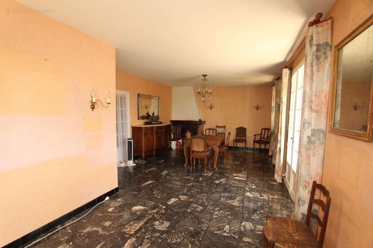 Maison à ROMANS-SUR-ISERE