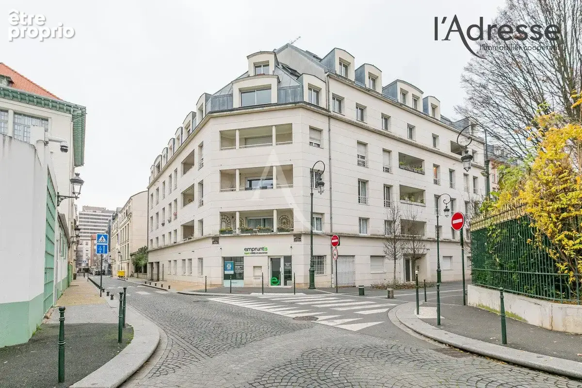 PUTEAUX/ Appel du 18 Juin - Appartement 3 pièces 56m² - photo 4