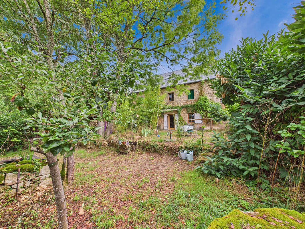 Maison à SAINT-MARCEL-EN-MARCILLAT