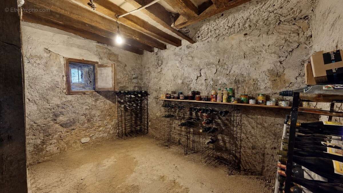 Maison à COUBRON