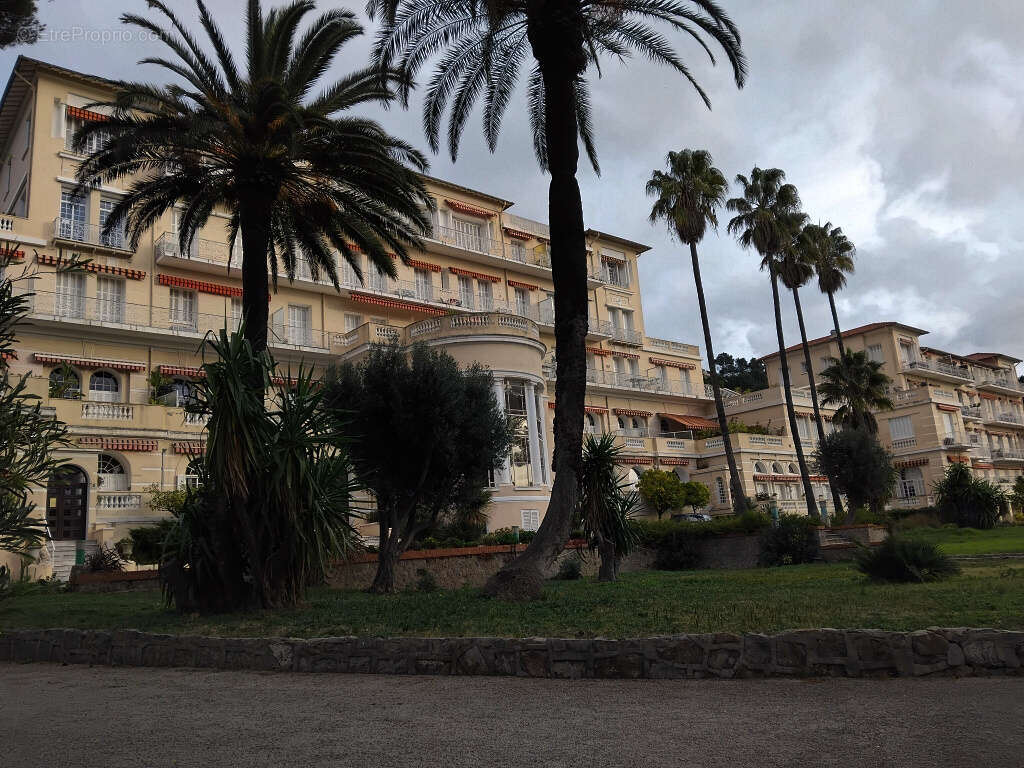 Appartement à HYERES