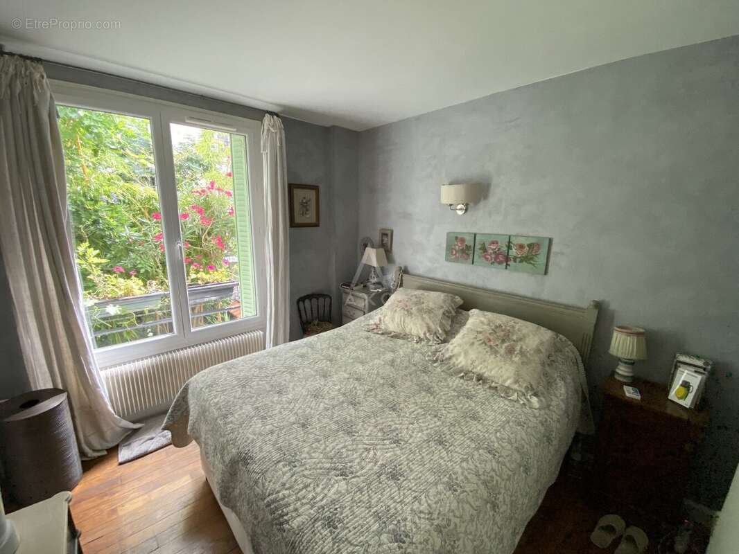 Maison à LEVALLOIS-PERRET