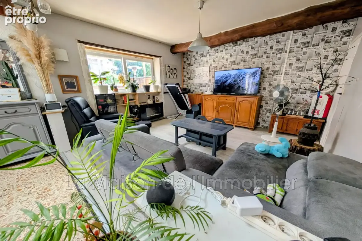 Maison 7 pièces 176 m² à vendre à Criquebeuf-Sur-Seine (27340) - photo 2